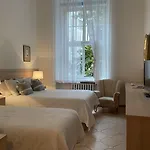Boutique 3*